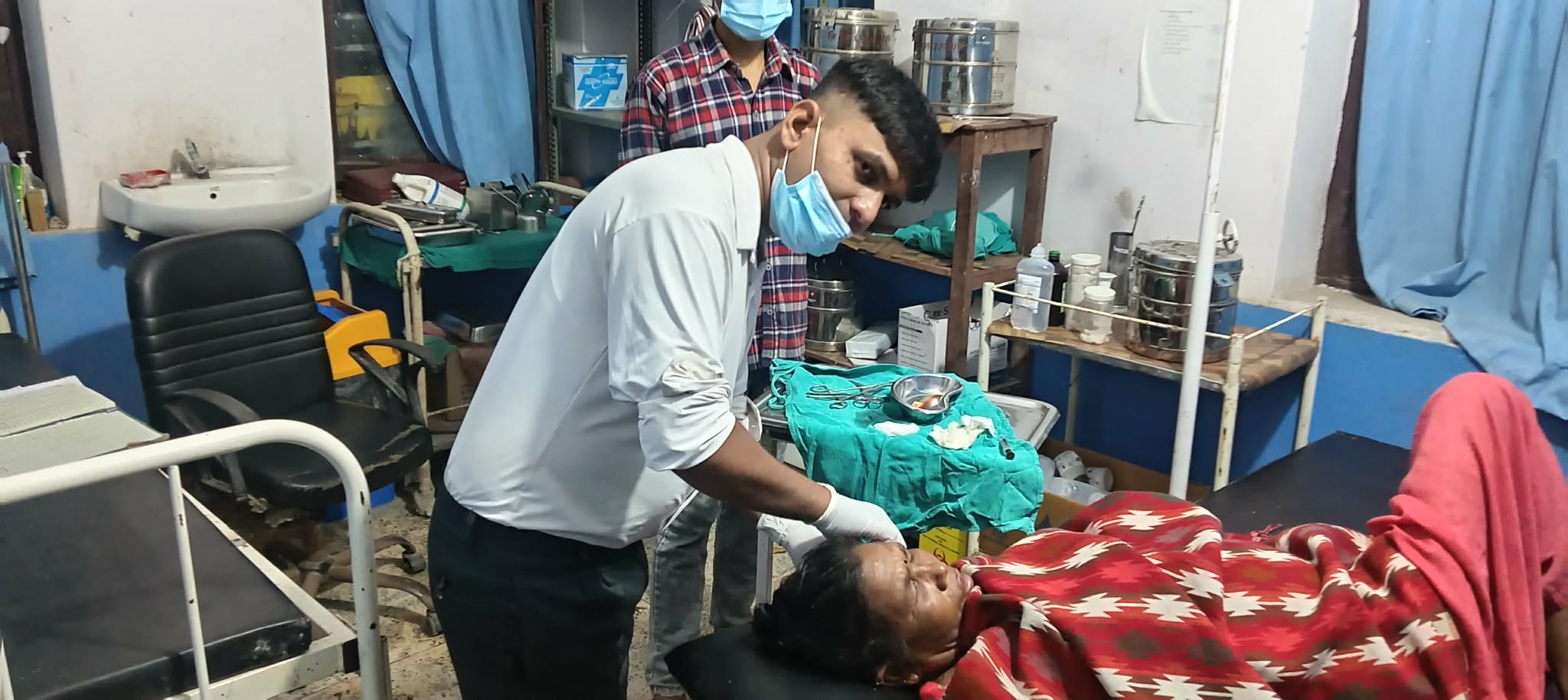 हावाहुरीले लमहीमा चार जना घाइते